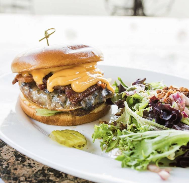 Vinifera Wine Bar & Bistro | restaurant | 18 Auburn Way S, Auburn, WA 98002, USA | 2537374421 OR +1 253-737-4421