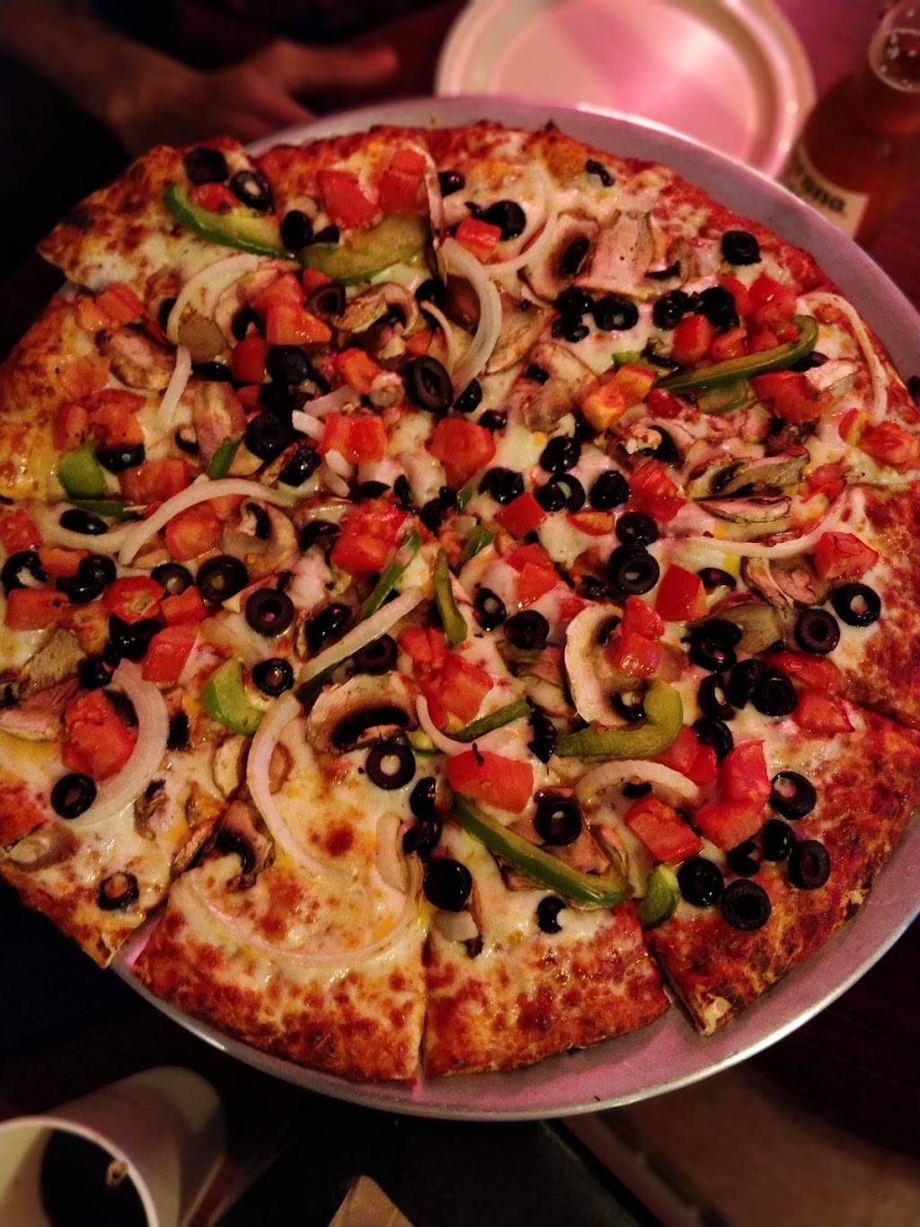 Round Table Pizza | meal delivery | 1175 Lincoln Ave, San Jose, CA 95125, USA | 4082954644 OR +1 408-295-4644