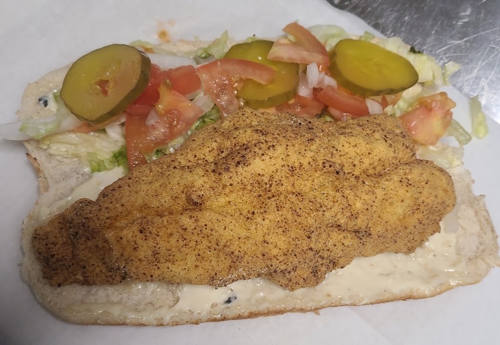 Anchors Up Grill | restaurant | 465 Marshall St, Cameron, LA 70631, USA | 3377755409 OR +1 337-775-5409