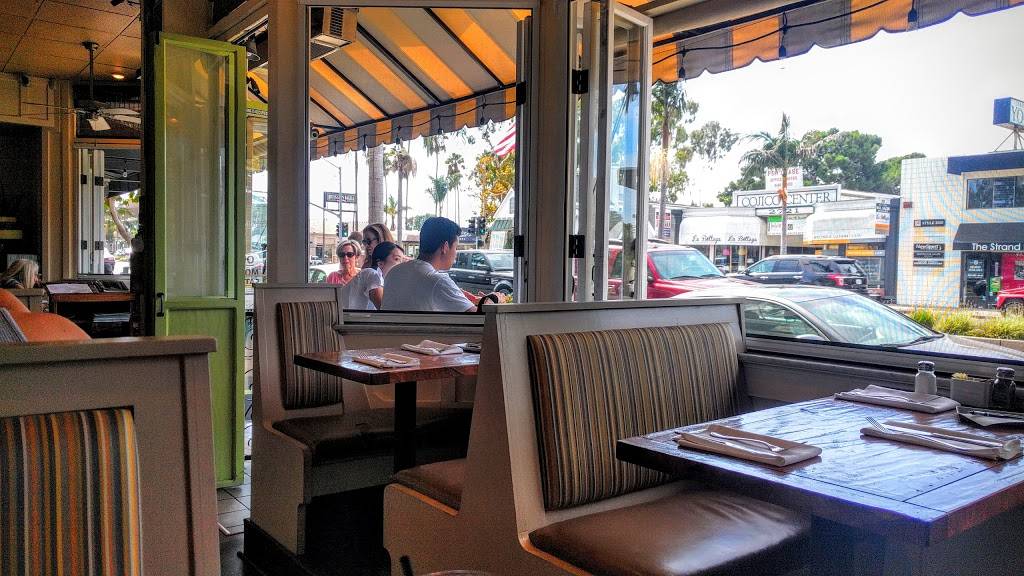 Summer House | restaurant | 2744 East Coast Hwy, Corona Del Mar, CA 92625, USA | 9496127700 OR +1 949-612-7700