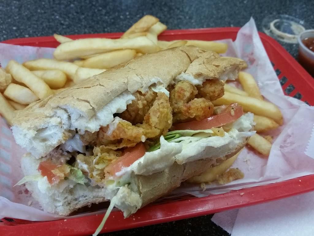 Bayou Market | restaurant | 101 E Southwest Pkwy, Lewisville, TX 75067, USA | 9724348500 OR +1 972-434-8500