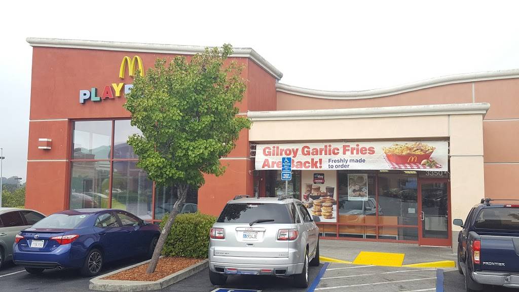 McDonalds | cafe | 3350 Klose Way, Richmond, CA 94806, USA | 5102224992 OR +1 510-222-4992