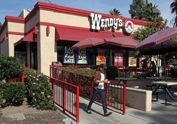Wendys | restaurant | 7901 W Flagler St, Miami, FL 33144, USA | 3052644133 OR +1 305-264-4133