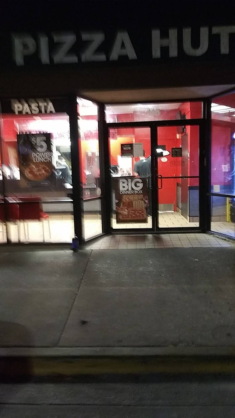 Pizza Hut | restaurant | 115 E New York Ave, DeLand, FL 32724, USA | 3867360999 OR +1 386-736-0999