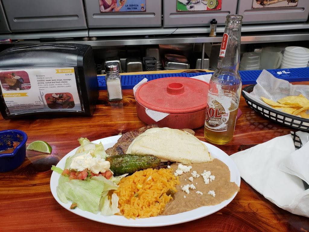 Don Carlos Restaurant | restaurant | 2800 Cherokee St, St. Louis, MO 63118, USA | 3147731707 OR +1 314-773-1707