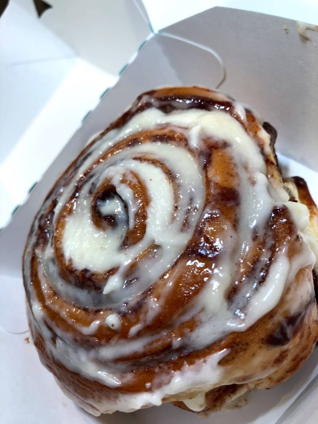 Cinnabon | restaurant | 120 Crossgates Mall Rd Suite 1, Albany, NY 12203, USA | 5182500996 OR +1 518-250-0996
