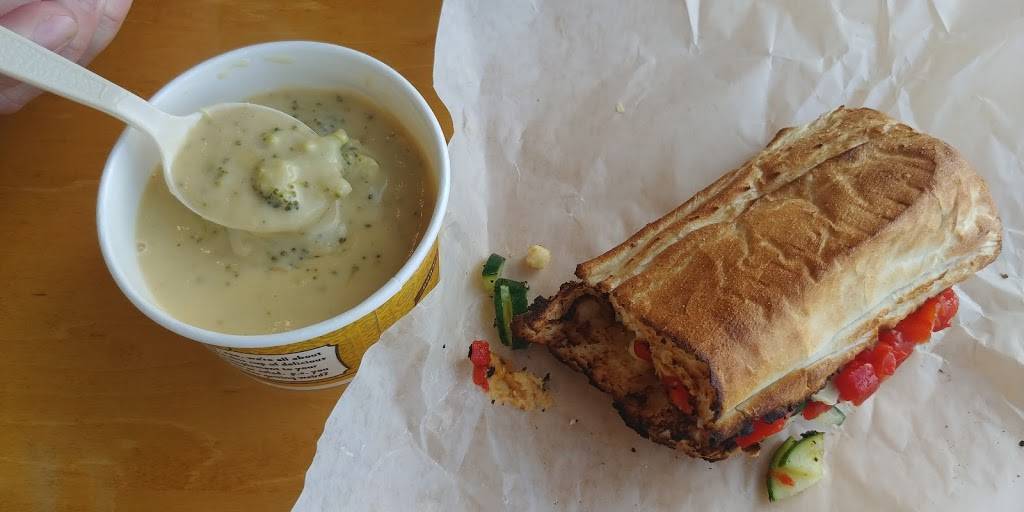 Potbelly Sandwich Shop | restaurant | 599 Northtown Dr NE, Blaine, MN 55434, USA | 7637804500 OR +1 763-780-4500