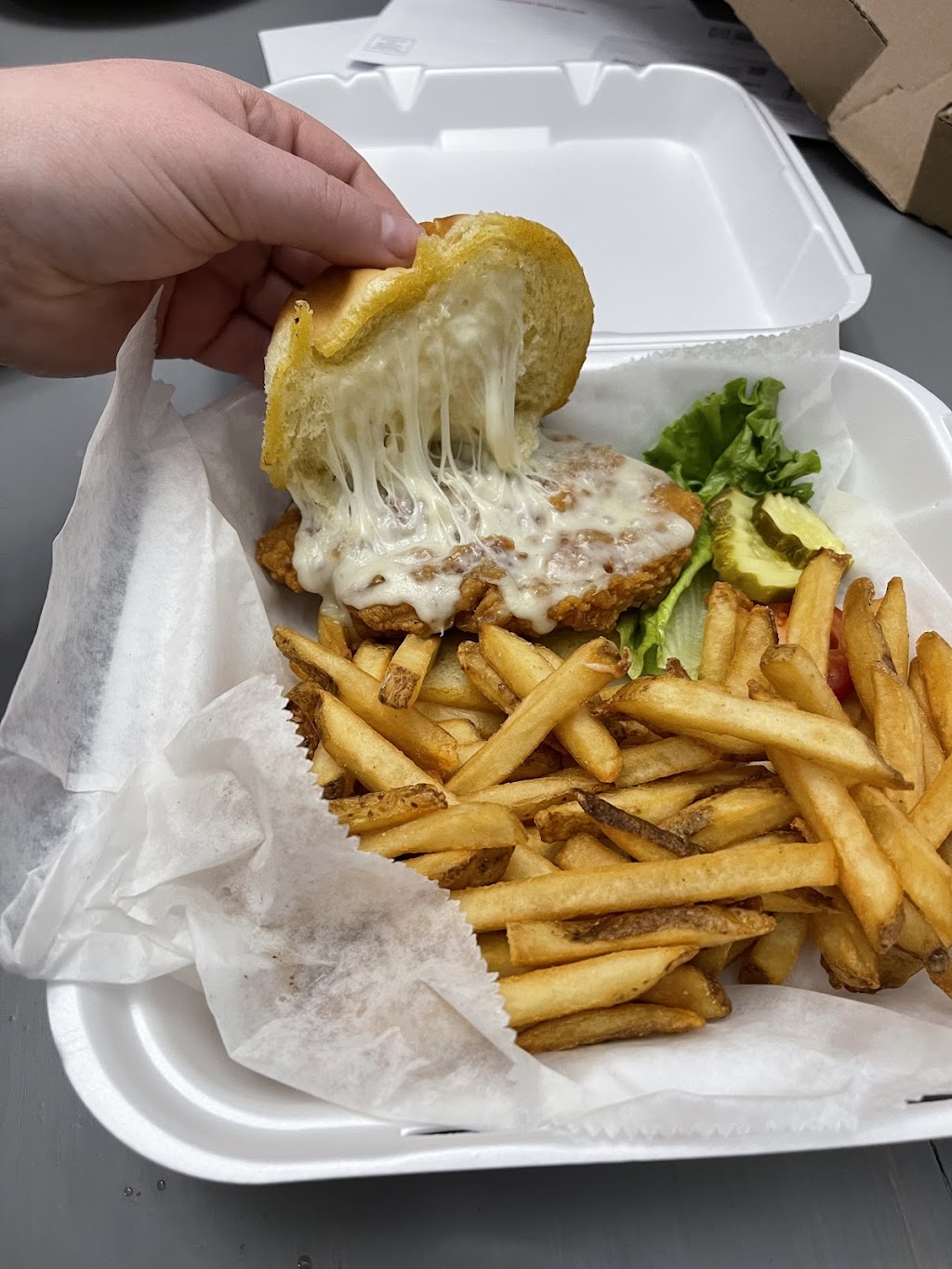 Zana’s Wood Fire Pizza | restaurant | 1406 Sycamore Rd, DeKalb, IL 60115, USA | 8155170733 OR +1 815-517-0733