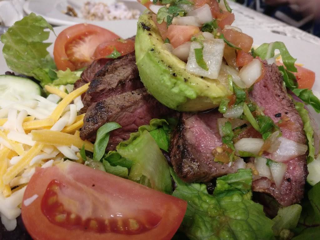 Longhorn Cafe | cafe | 23596 US-290, Harper, TX 78631, USA | 8308644328 OR +1 830-864-4328