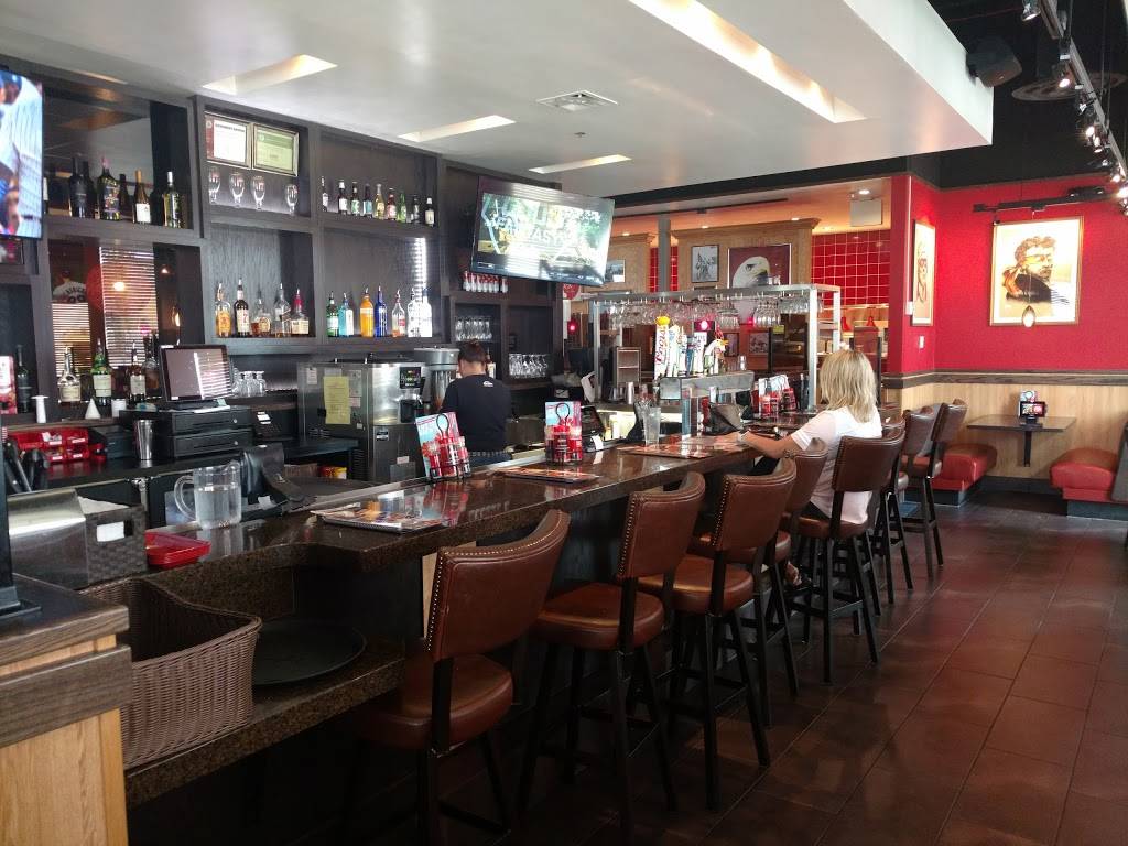 Red Robin Gourmet Burgers and Brews | restaurant | 107 Veterans Pkwy, Normal, IL 61761, USA | 3098086838 OR +1 309-808-6838