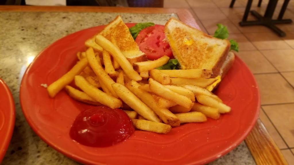 Cooper Town | restaurant | 339 1st Avenue, New York, NY 10003, USA | 2126779287 OR +1 212-677-9287