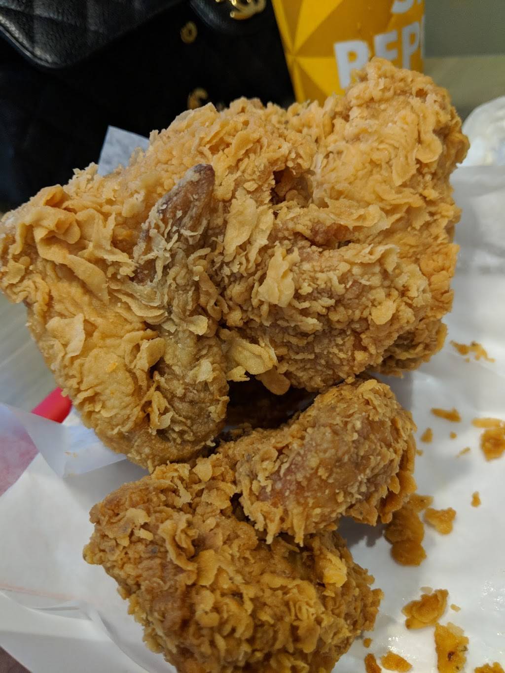 Churchs Chicken | restaurant | 3563 Lawrence Ave E unit b, Scarborough, ON M1H 1B3, Canada | 4164396060 OR +1 416-439-6060