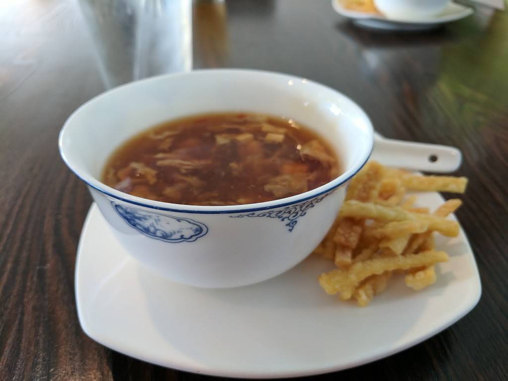 Blue & Fly Asian Kitchen | restaurant | 721 S 72nd St suite 111, Omaha, NE 68114, USA | 4025046545 OR +1 402-504-6545