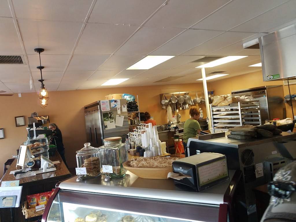 Nora Jeans Koffee Kitchen | cafe | 18850 School House Rd, Black Canyon City, AZ 85324, USA | 6233745326 OR +1 623-374-5326