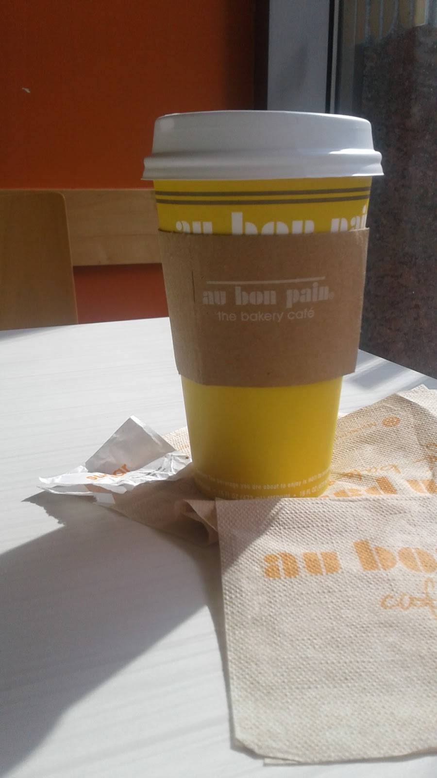 Au Bon Pain | restaurant | 101 Hudson St #1, Jersey City, NJ 07302, USA | 2012001867 OR +1 201-200-1867