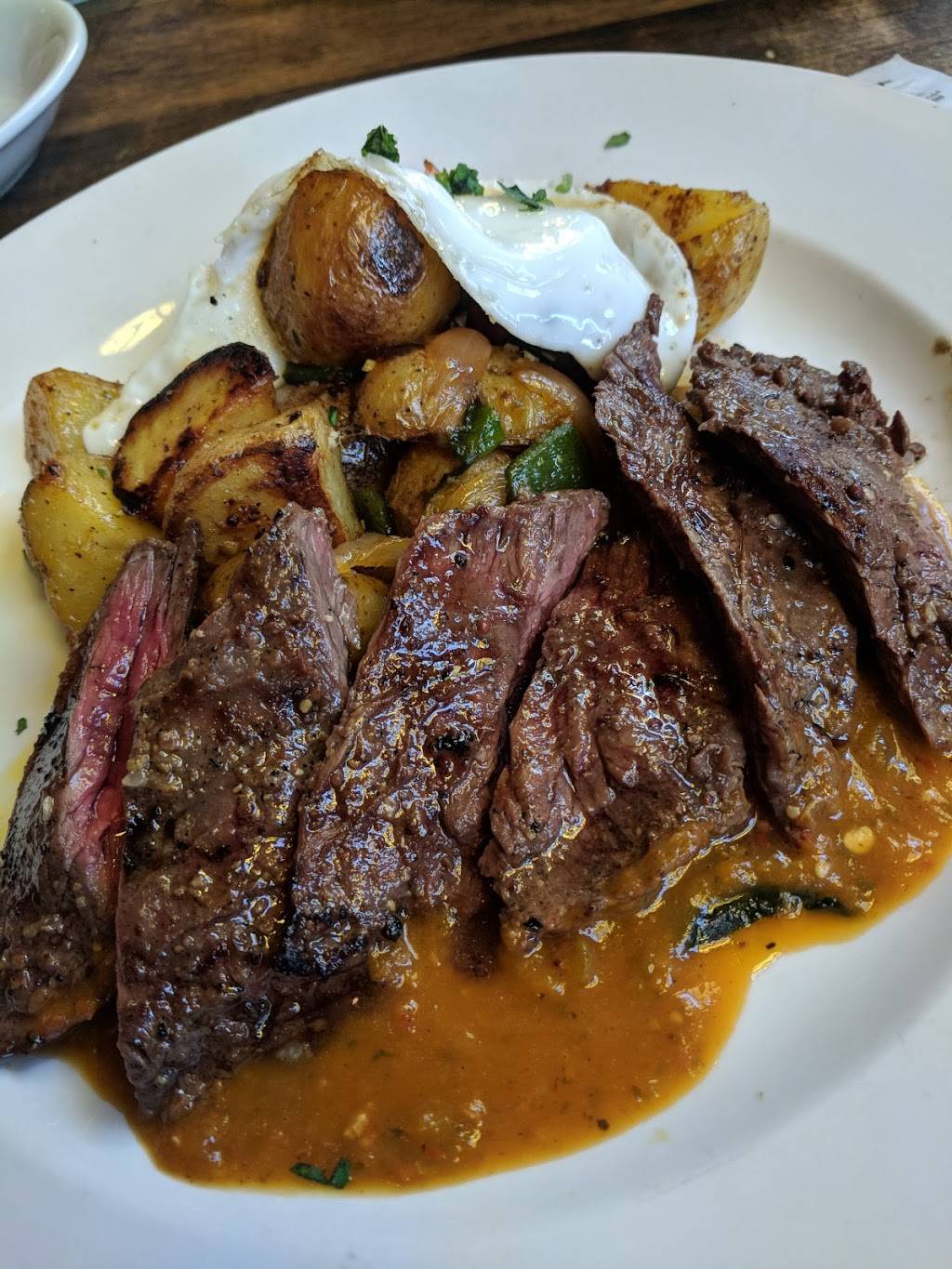 Cha Chas Latin Kitchen | restaurant | 110 W Birch St #7, Brea, CA 92821, USA | 7142551040 OR +1 714-255-1040