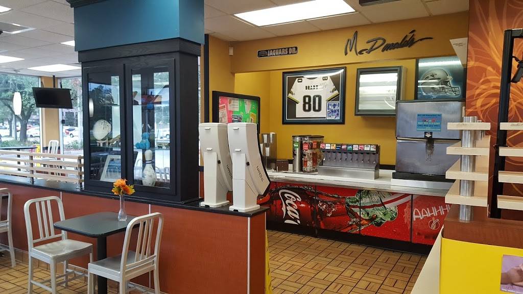 McDonalds | cafe | 7116 Bonneval Rd, Jacksonville, FL 32256, USA | 9042960244 OR +1 904-296-0244