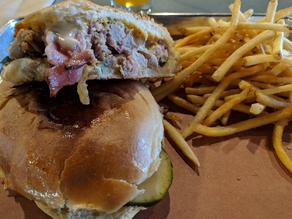 Craftsman | restaurant | 56 Edwards Village Blvd #112, Edwards, CO 81632, USA | 9709265833 OR +1 970-926-5833