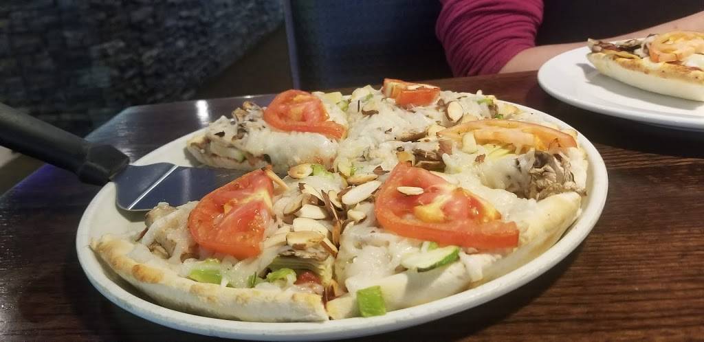 Minskys Pizza | restaurant | 2201 MO-7, Blue Springs, MO 64104, USA | 8162241001 OR +1 816-224-1001