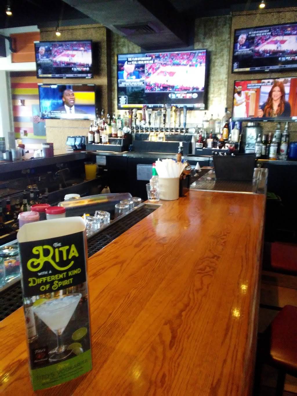 Chilis Grill & Bar | restaurant | 2240 Sun Ranch Village Loop SW, Los Lunas, NM 87031, USA | 5058664088 OR +1 505-866-4088