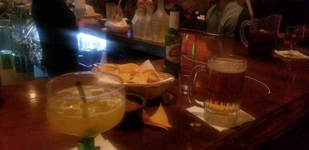 Puerto Vallarta | restaurant | 7721 John F. Kennedy Blvd, North Bergen, NJ 07047, USA | 2018611965 OR +1 201-861-1965