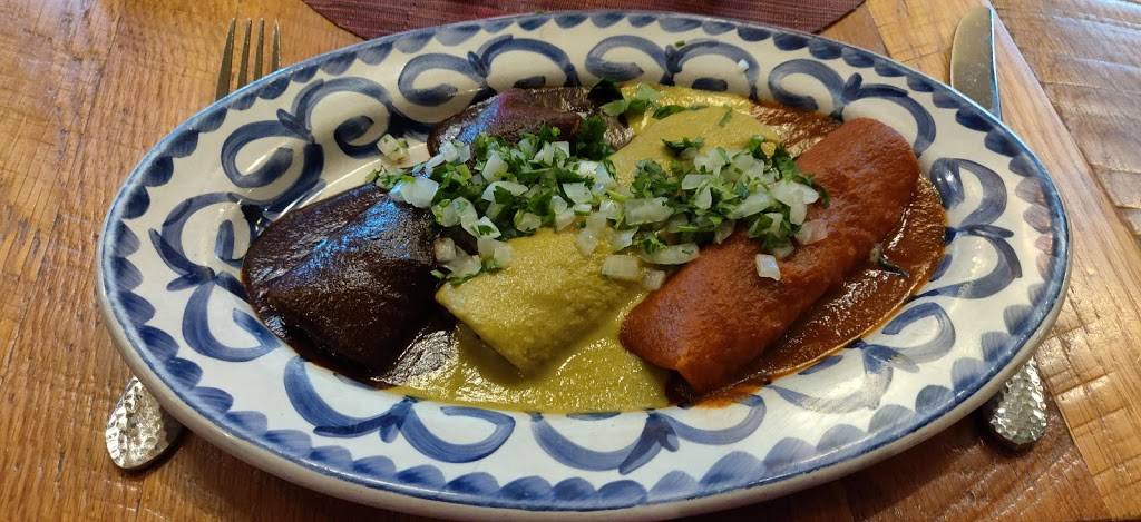 Rosa Mexicano | restaurant | 155 Seaport Blvd, Boston, MA 02210, USA | 6174766122 OR +1 617-476-6122