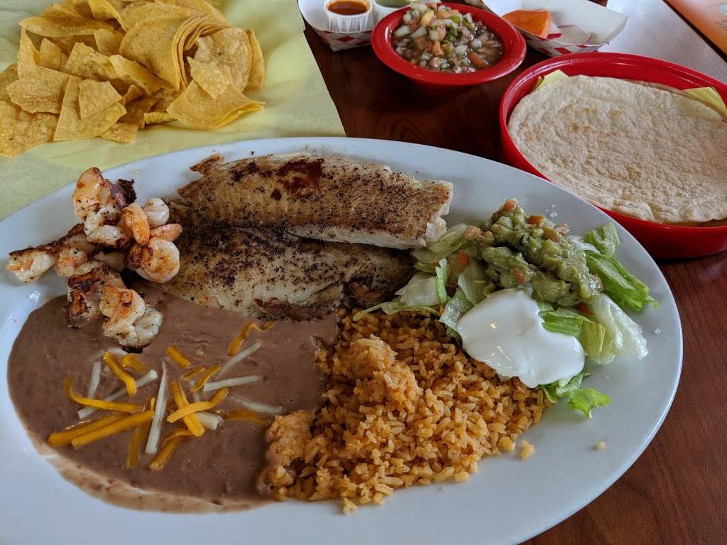 Villa Hermosa Mexican Family Restaurant | restaurant | 8202 SE Flavel St, Portland, OR 97266, USA | 5034456245 OR +1 503-445-6245