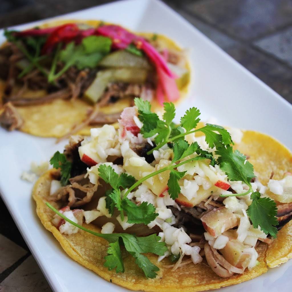 Dudes Barbecue | restaurant | 3290 McCowans Ferry Rd, Versailles, KY 40383, USA | 4049361051 OR +1 404-936-1051