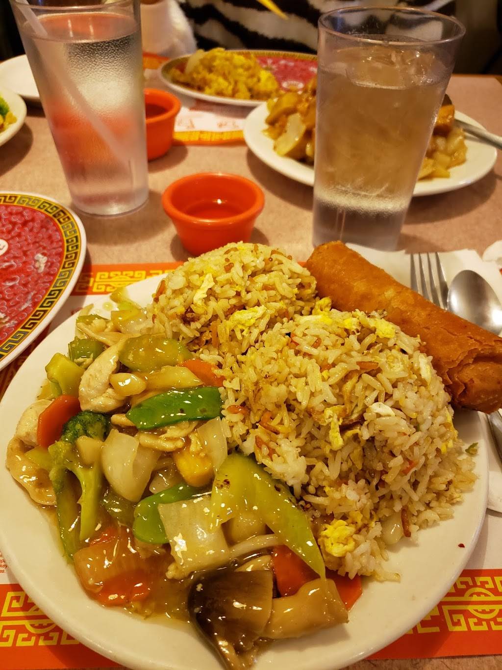 Taste of Saigon | restaurant | 394 S Lake Ave #105, Duluth, MN 55802, USA | 2187271598 OR +1 218-727-1598