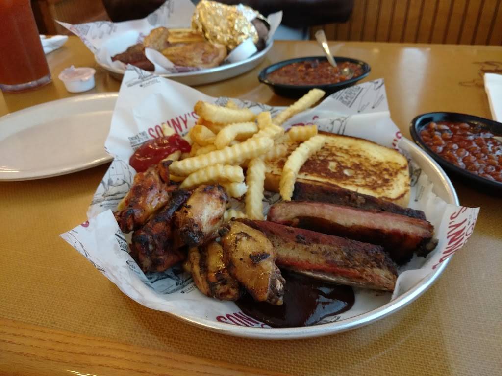 Sonnys BBQ | restaurant | 2684 West, FL-48, Bushnell, FL 33513, USA | 3525690200 OR +1 352-569-0200