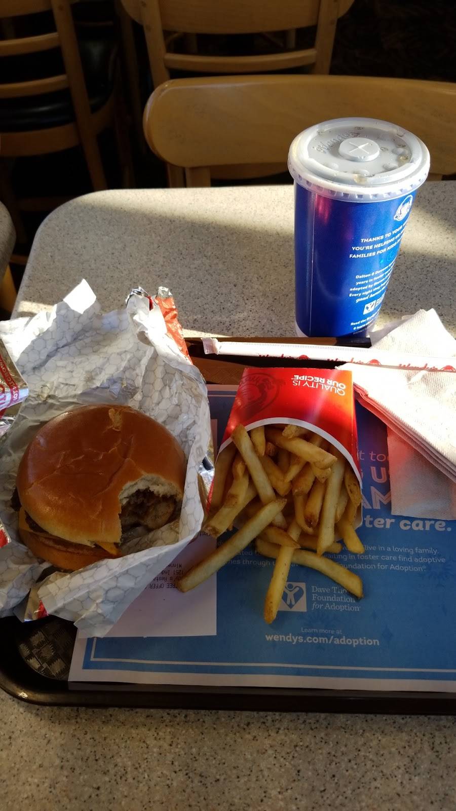 Wendys | restaurant | 1251 Industrial Blvd NE, Minneapolis, MN 55413, USA | 6122309917 OR +1 612-230-9917