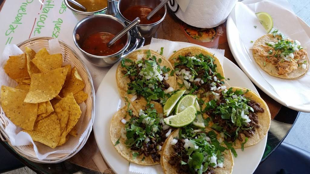 Amigas Restaurant | restaurant | 2109 S Bloomingdale Rd, Glendale Heights, IL 60139, USA | 8472787488 OR +1 847-278-7488