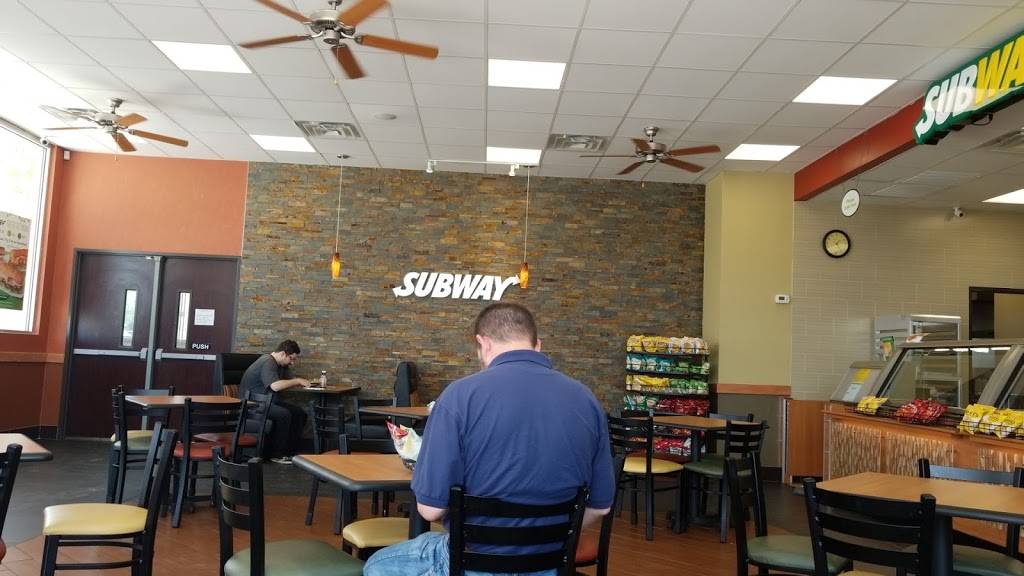 Subway Restaurants | restaurant | 6311 Burleson Rd, Austin, TX 78744, USA | 5125963130 OR +1 512-596-3130