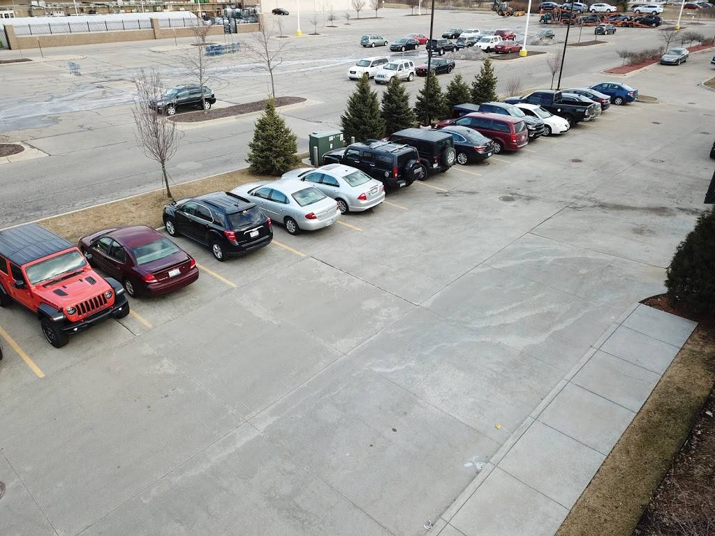 Shakers Bar and Grill | restaurant | 2234 N Canton Center Rd, Canton, MI 48187, USA | 7343348388 OR +1 734-334-8388