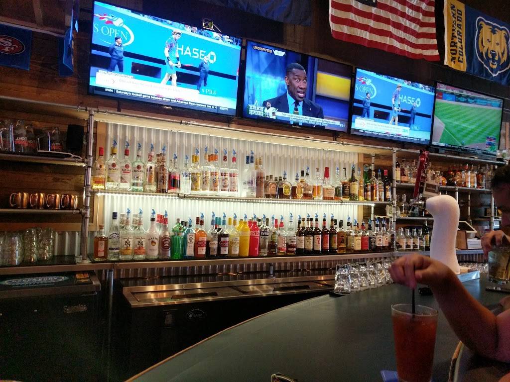Dugout Bar & Grill | restaurant | 2509 11th Ave, Greeley, CO 80631, USA | 9703568739 OR +1 970-356-8739
