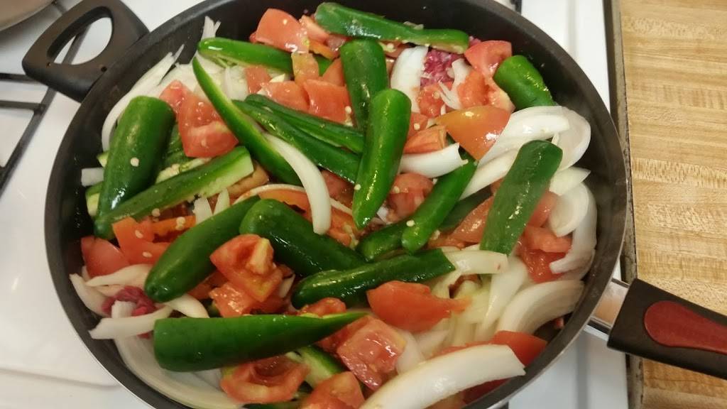 Taco Llama | restaurant | 24374 Main St, Santa Clarita, CA 91321, USA | 6612557035 OR +1 661-255-7035