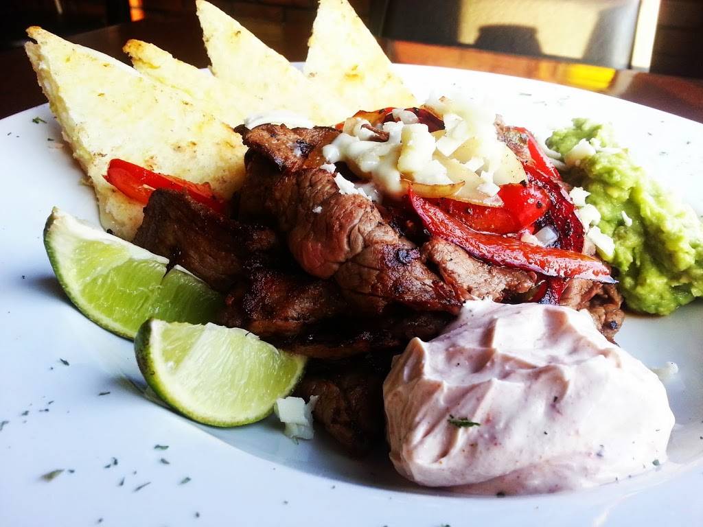 Barroco | restaurant | 12906 Madison Ave, Lakewood, OH 44107, USA | 2162218127 OR +1 216-221-8127