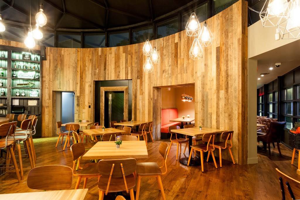 Culaccino Bar + Kitchen | restaurant | 527 Brant St, Burlington, ON L7R 2G6, Canada | 9056354626 OR +1 905-635-4626