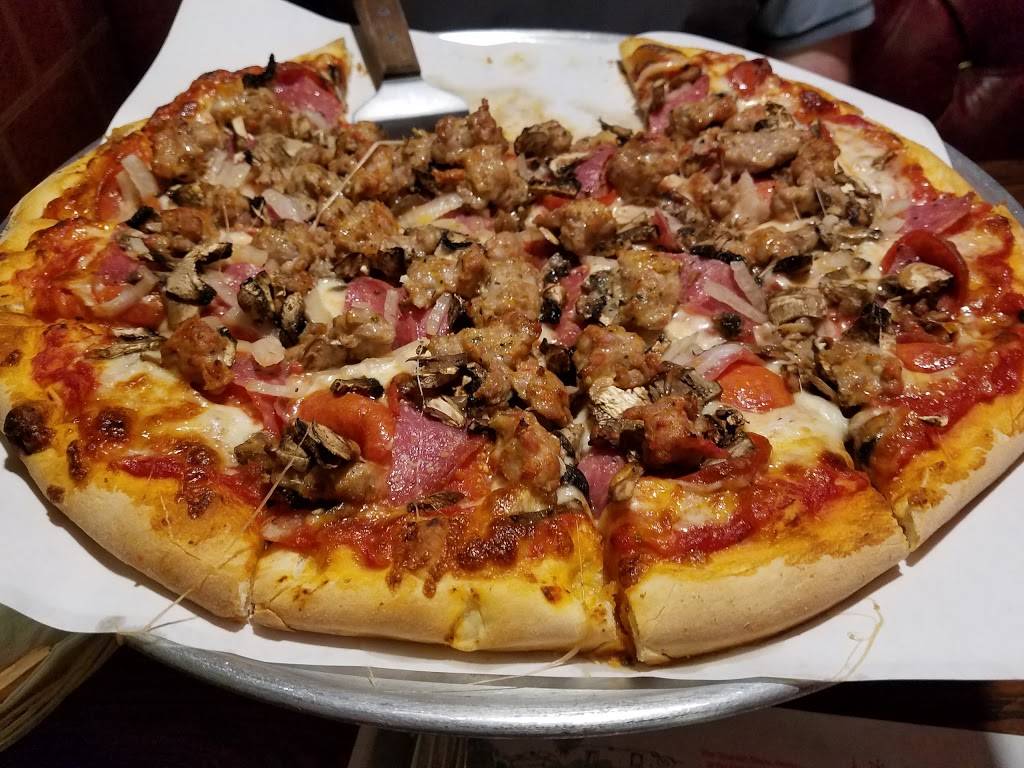 Mama Petrillos Restaurant | restaurant | 9082 E Las Tunas Dr, Temple City, CA 91780, USA | 6262850228 OR +1 626-285-0228