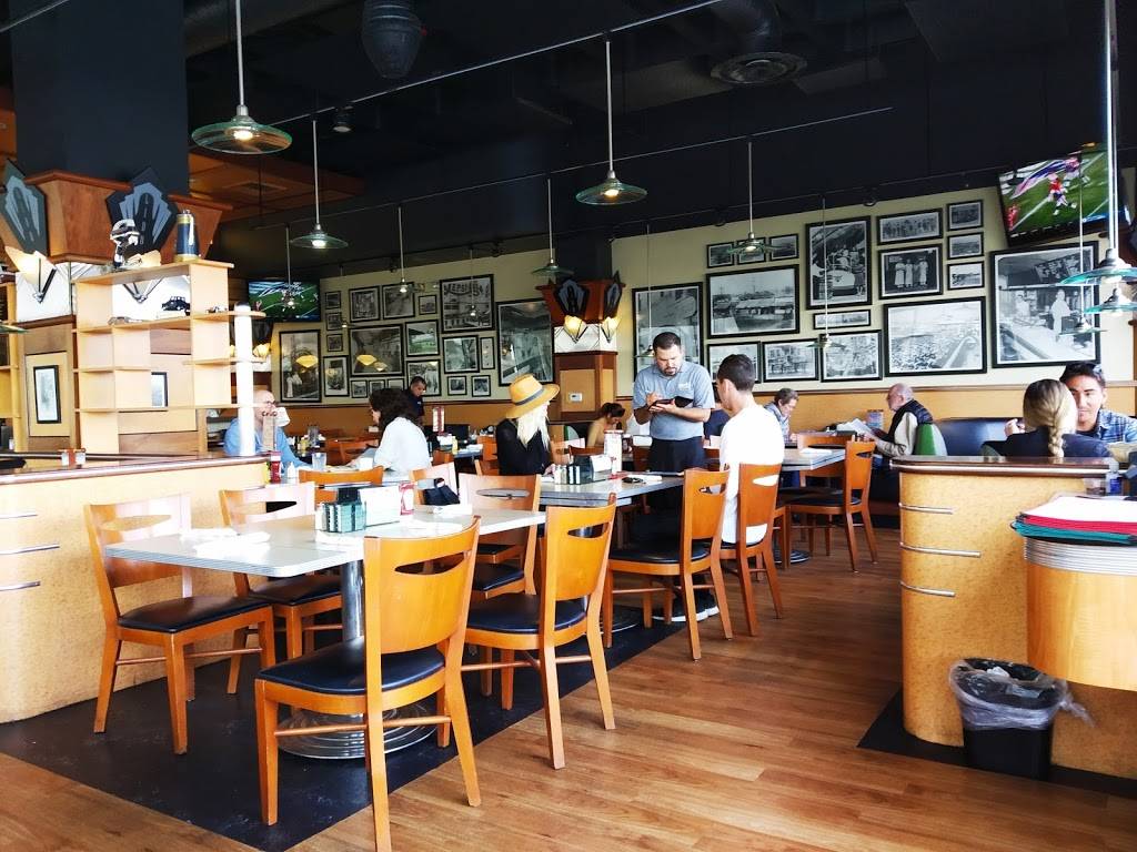 Woodys Diner | restaurant | 3461 Via Lido, Newport Beach, CA 92663, USA | 9497238777 OR +1 949-723-8777