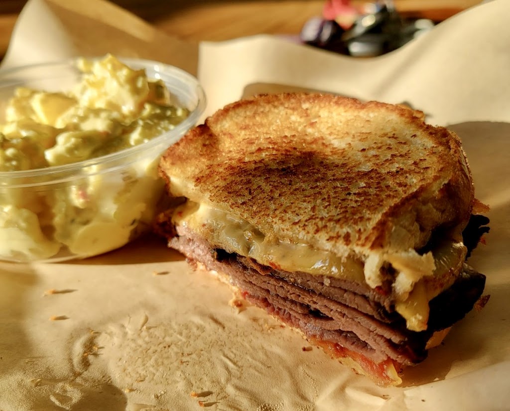 Graz’n Tables Charcuterie & Eatery | restaurant | 1996 S Houston Levee Rd Ste 102, Collierville, TN 38017, USA | 9018618313 OR +1 901-861-8313