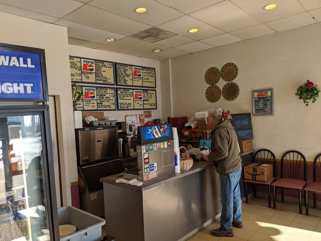 Great Wall Express | restaurant | 900 Woodbury Ave, Council Bluffs, IA 51503, USA | 7123239622 OR +1 712-323-9622