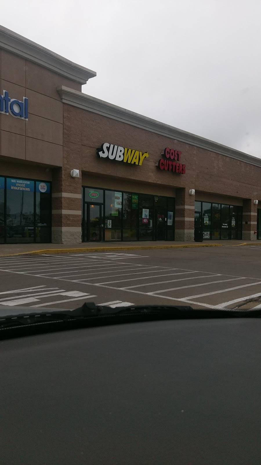 Subway Restaurants | restaurant | Kimberly Commons, 3301 W Kimberly Rd Suite G, Davenport, IA 52806, USA | 5634453014 OR +1 563-445-3014