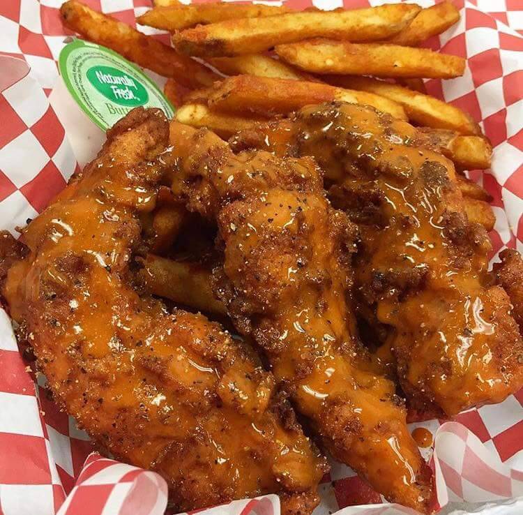 These Damn Wings | restaurant | 2711 Lamar Ave, Memphis, TN 38114, USA | 9013056118 OR +1 901-305-6118