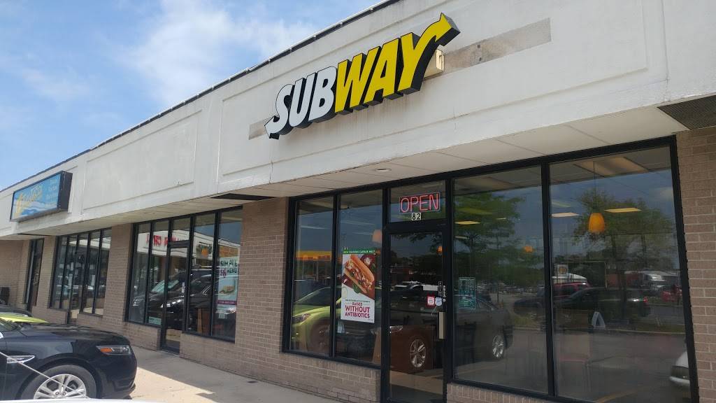 Subway Restaurants | restaurant | 82 N Eastwood Dr, Woodstock, IL 60098, USA | 8153387827 OR +1 815-338-7827