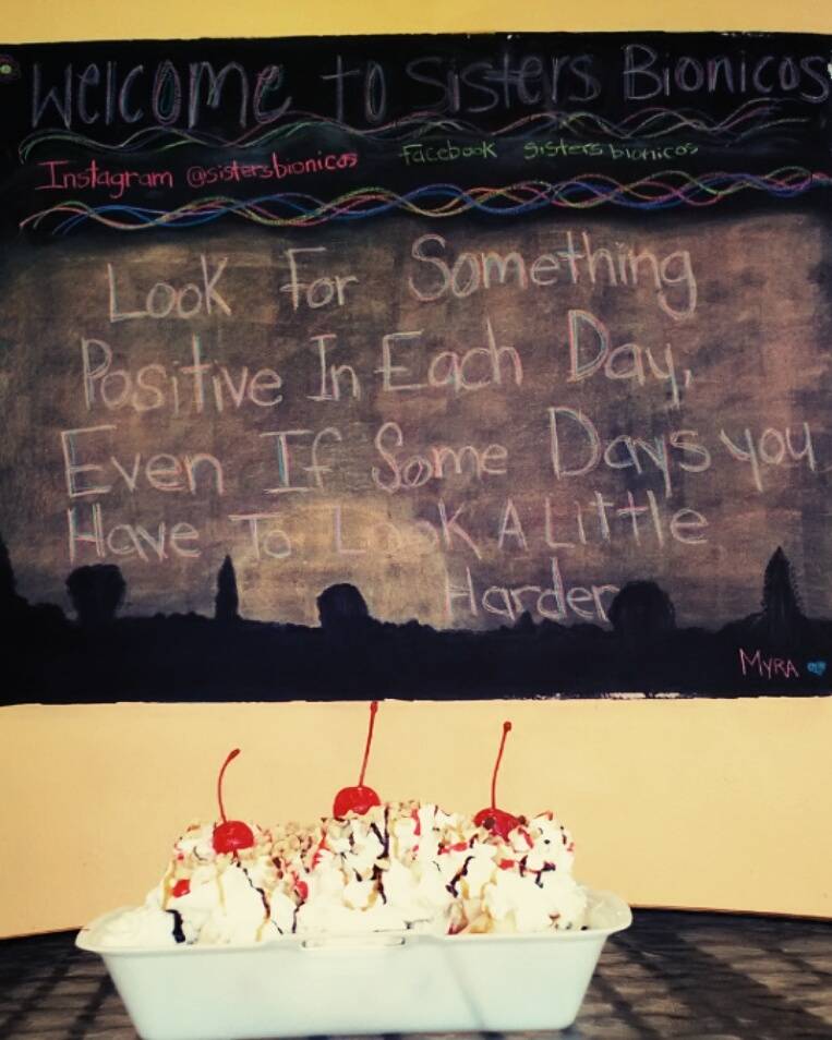 Sisters Bionicos | restaurant | 2700 E Gage Ave, Huntington Park, CA 90255, USA | 3233535167 OR +1 323-353-5167