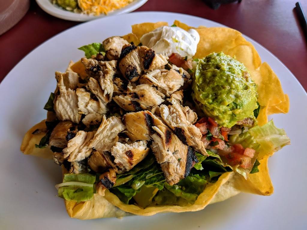 Peppers Mexican Grill | restaurant | 976 SE Baseline St, Hillsboro, OR 97123, USA | 5036818226 OR +1 503-681-8226