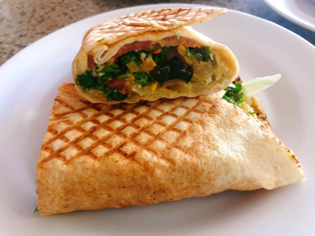 Centrepointe Cafe & Deli | restaurant | 117 Centrepointe Dr Unit 124A, Nepean, ON K2G 5X3, Canada | 6132240010 OR +1 613-224-0010