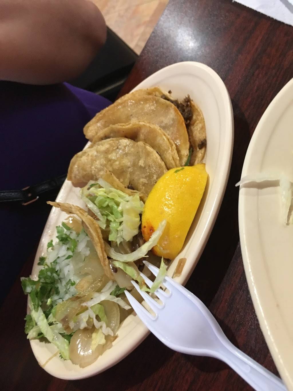 La Paisanita Taqueria | restaurant | 440 W Davis St, Dallas, TX 75208, USA | 2149420000 OR +1 214-942-0000