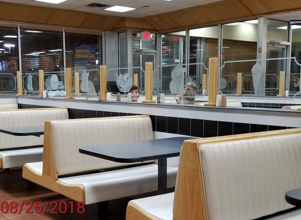 Braums Ice Cream & Burger Restaurant | restaurant | 2420 S Broadway, Edmond, OK 73013, USA | 4053413808 OR +1 405-341-3808